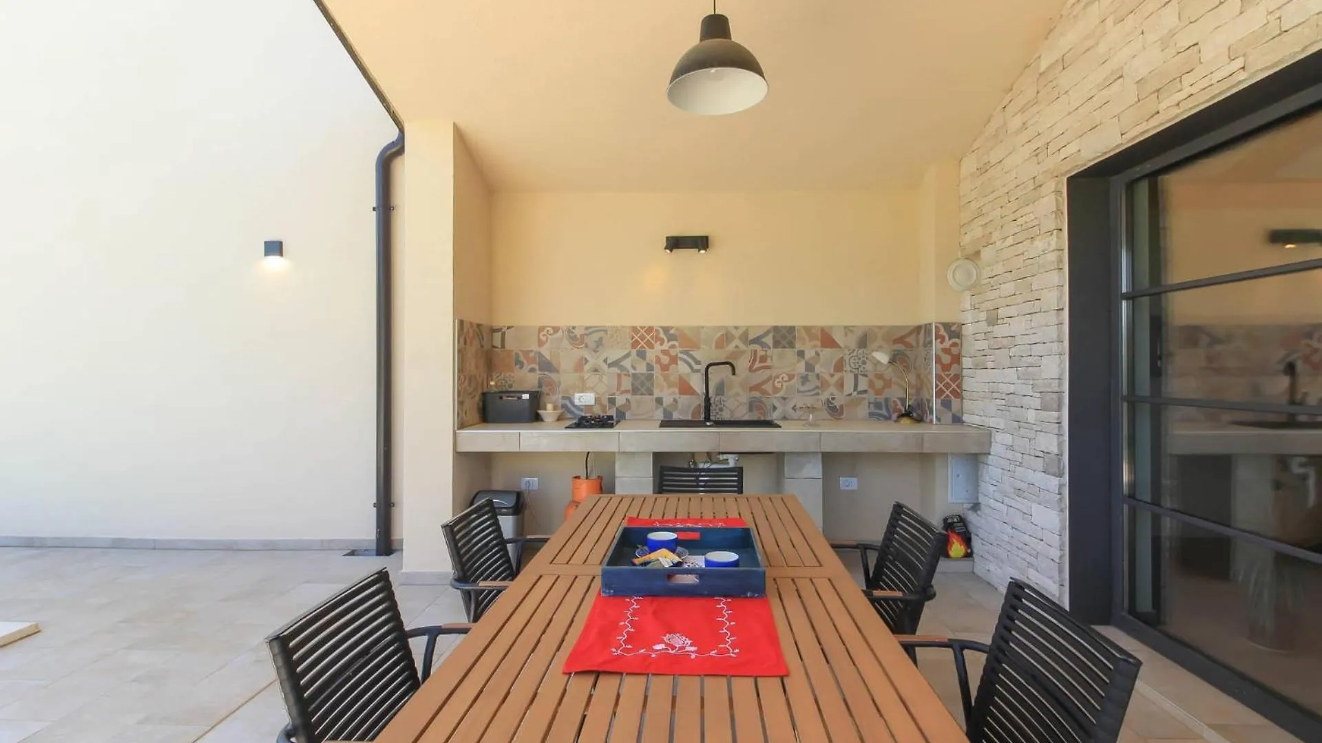 Beautiful Villa Regina With Private Pool Near The Sea By Wiibuk Sisan