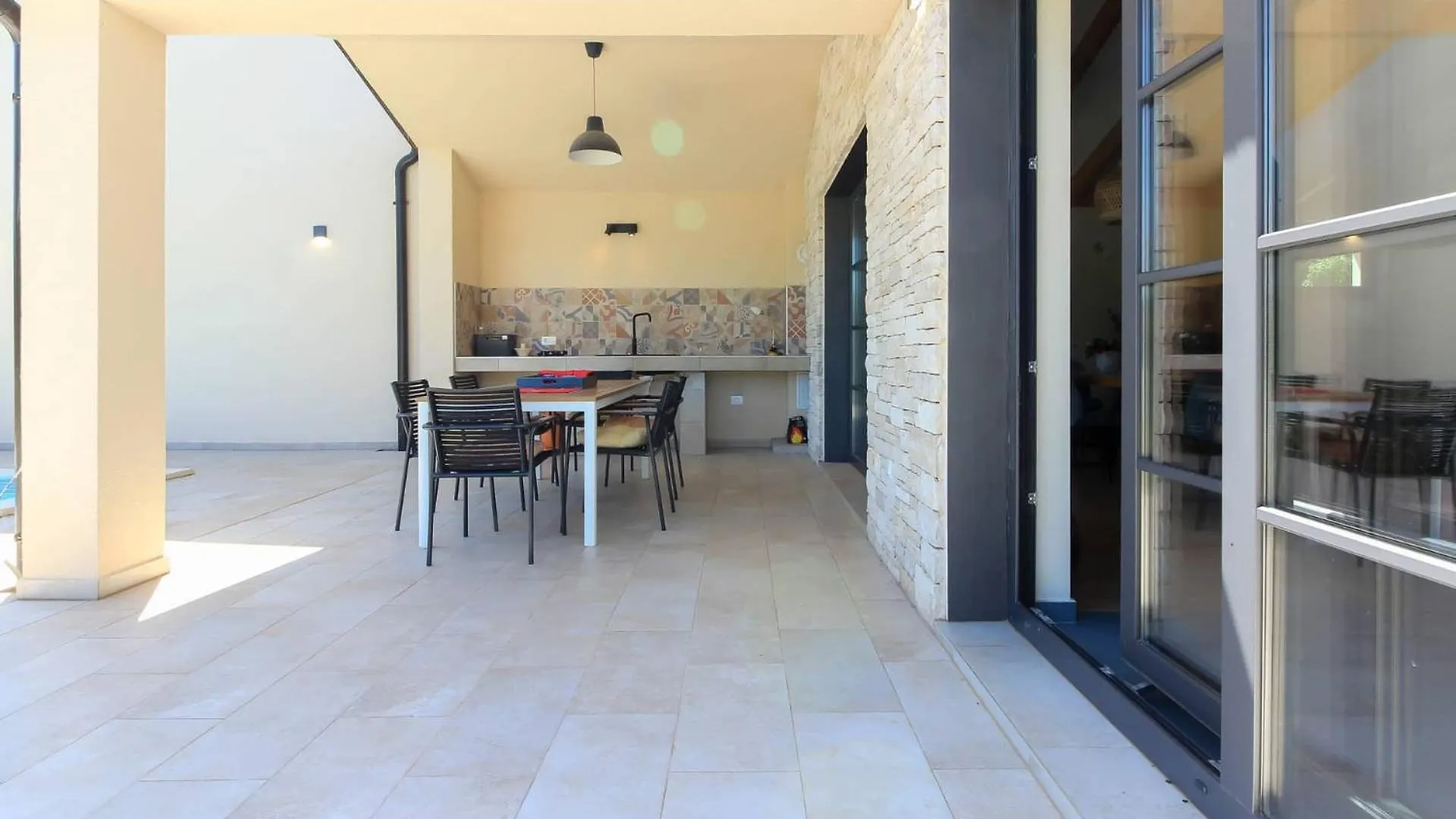 Beautiful Villa Regina With Private Pool Near The Sea By Wiibuk Sisan